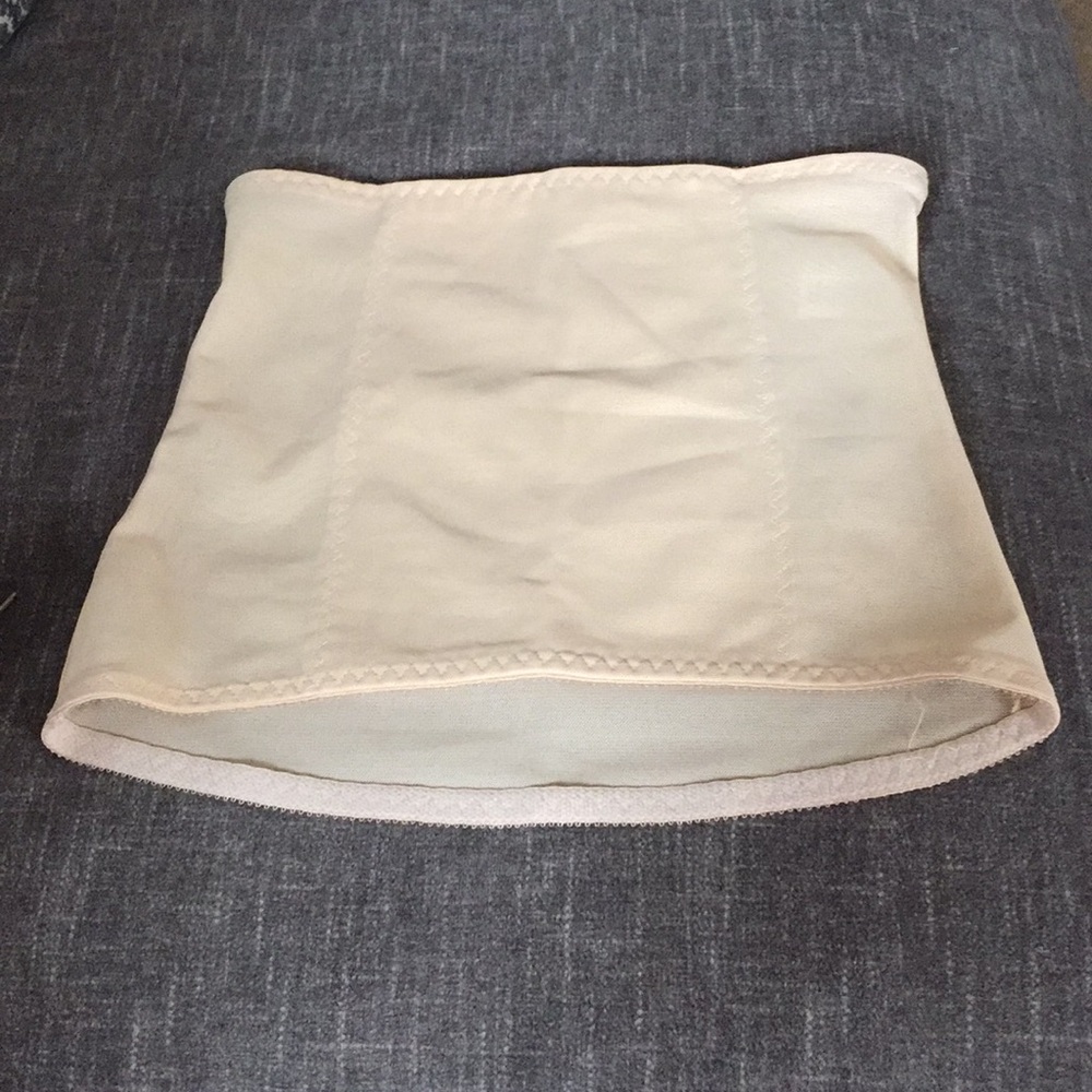 Nude waist tummy trimmer Cincher